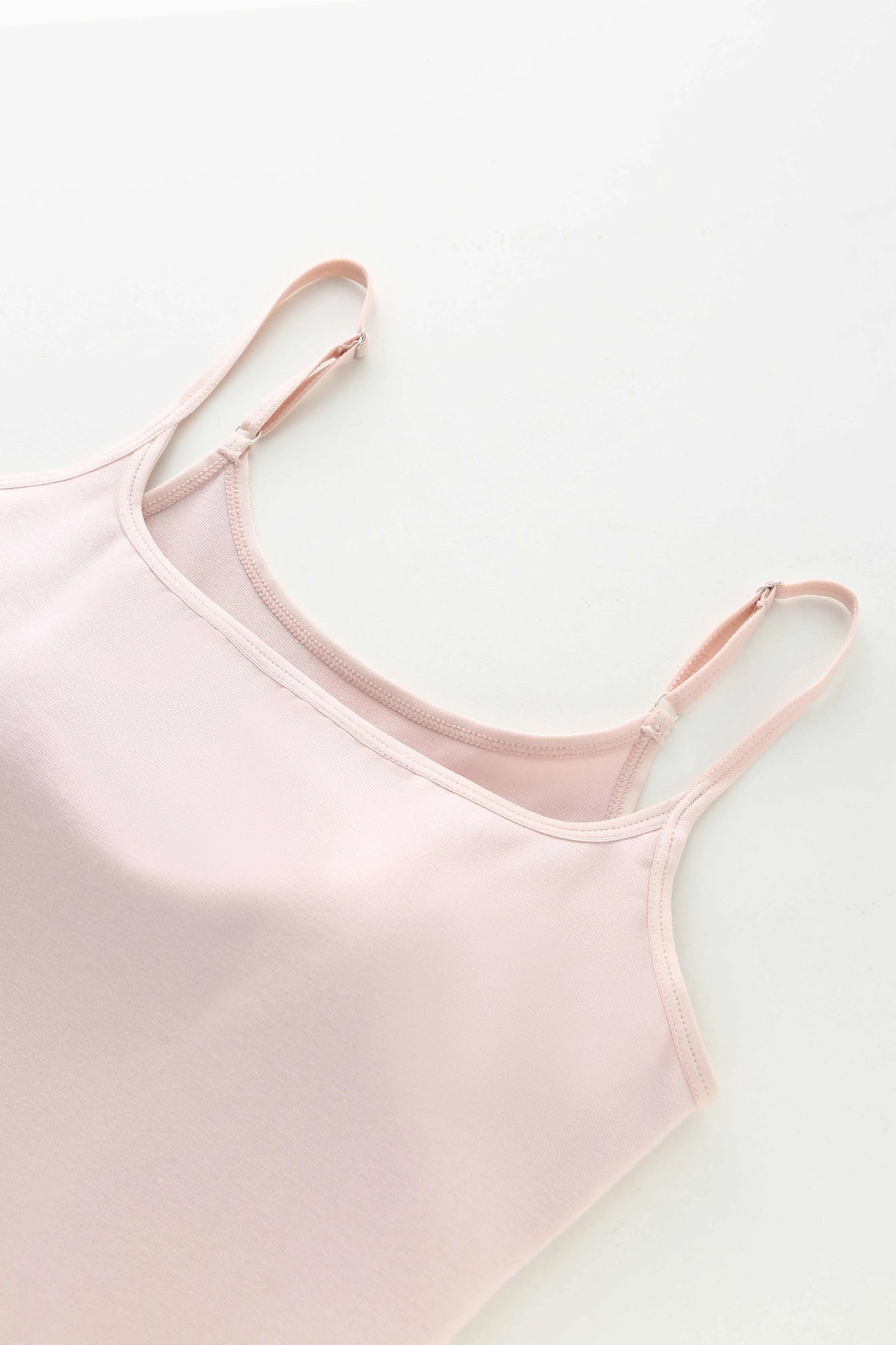 Slim-Strap Tank Top Nuage