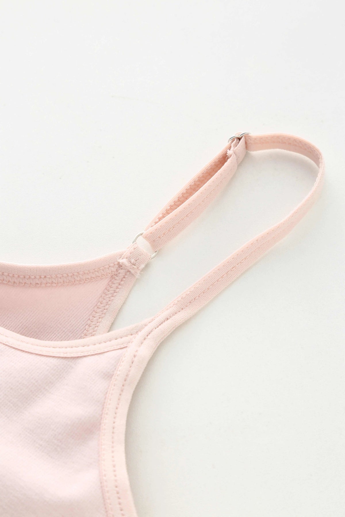 Slim-Strap Tank Top Nuage